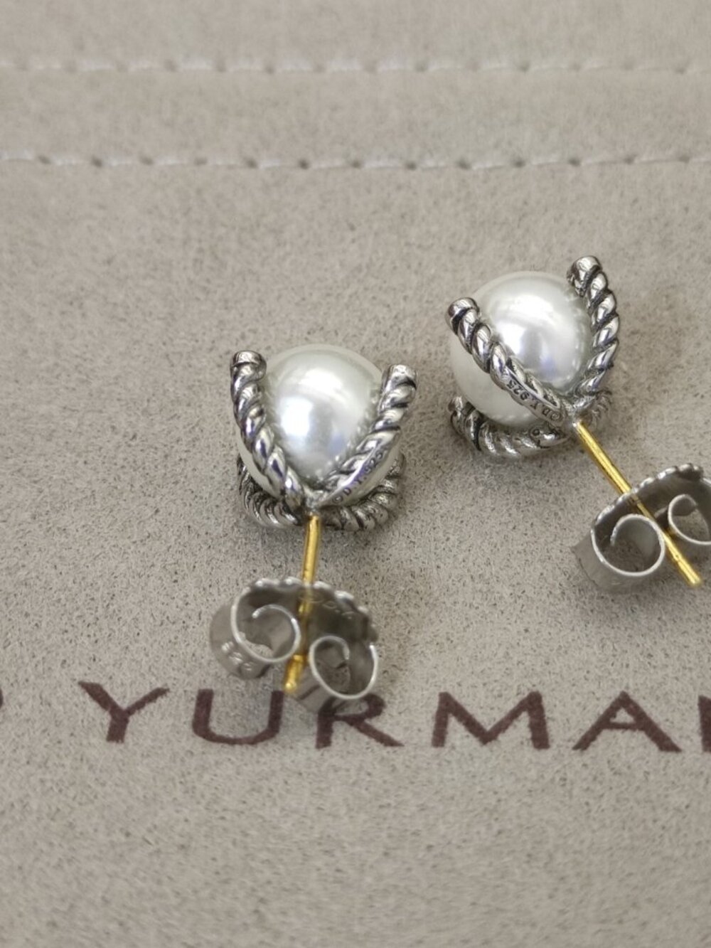 David Yurman 925 Silver Earrings with Original Pouch